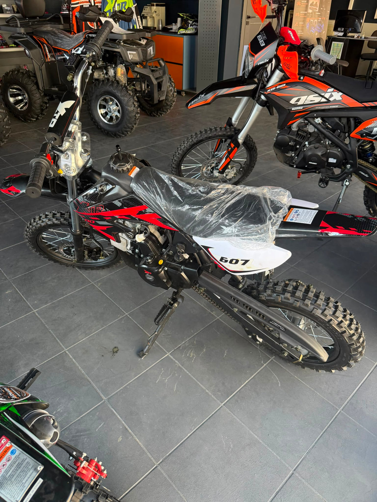Motocross XTR 607M 125cc 14/12" Negru-Roșu – vedere produs 3 | ARWAY PowerSports