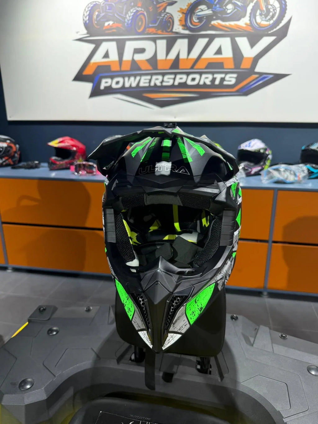 Cască moto Ultra negru-verde - imagine produs